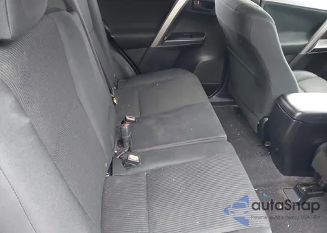 2017 Toyota Rav4 Le z USA, uszkodzony, nr VIN JTMBFREV8HJ149441